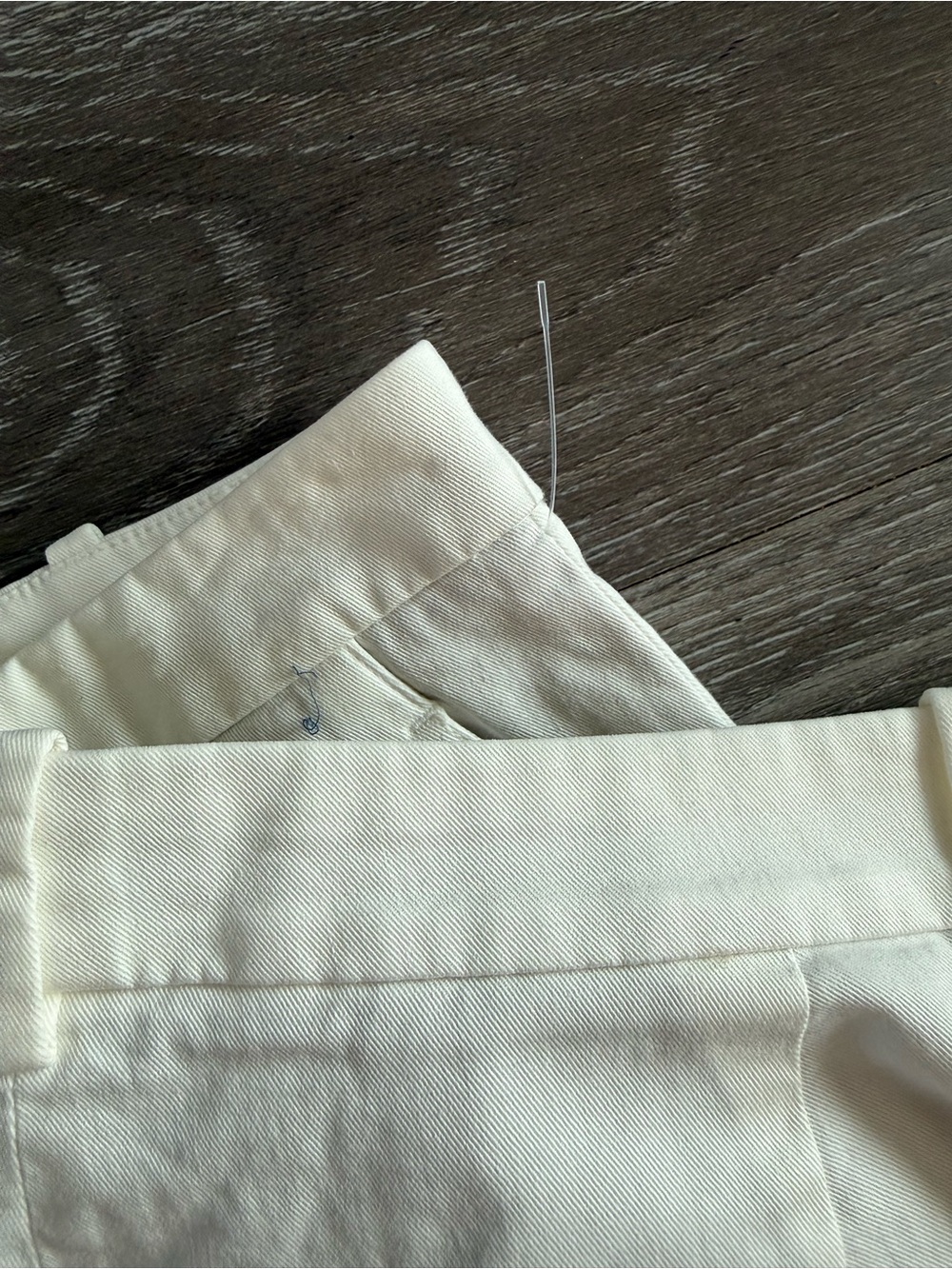 Vince Off-White Men's Casual Trousers - Picture 6 of 6